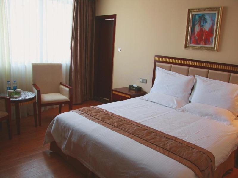 Greentree Inn Guangdong Shantou Chengjiang Road Business Hotel Zewnętrze zdjęcie