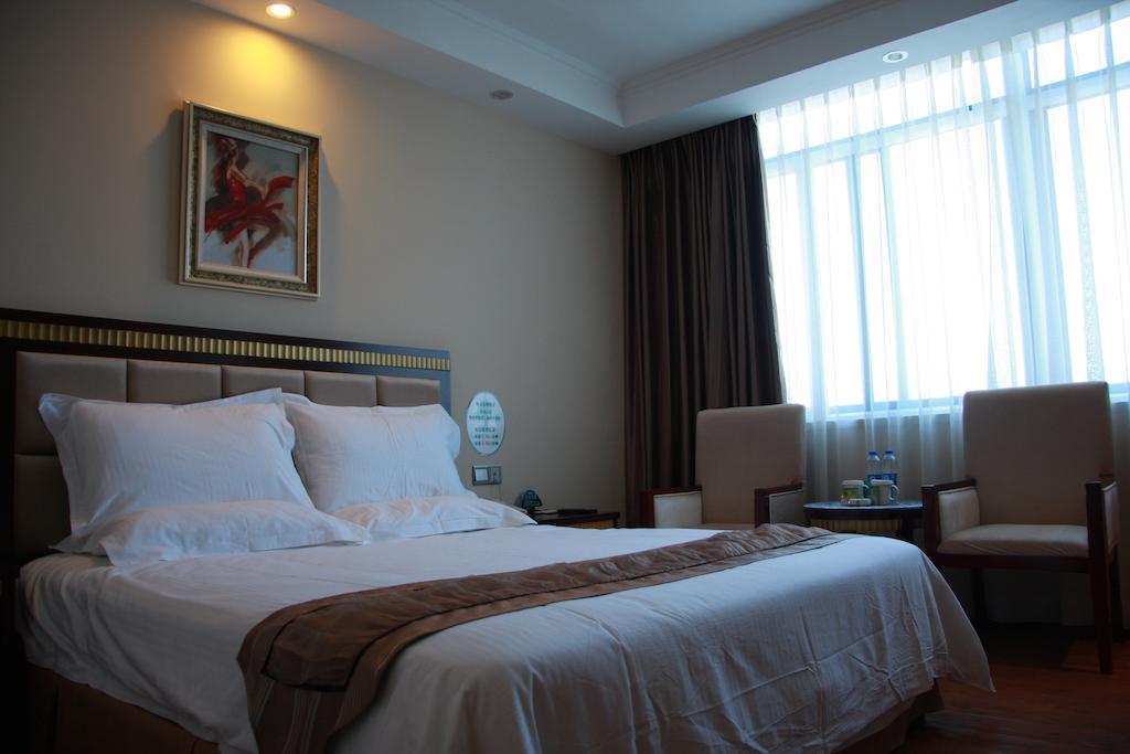 Greentree Inn Guangdong Shantou Chengjiang Road Business Hotel Zewnętrze zdjęcie